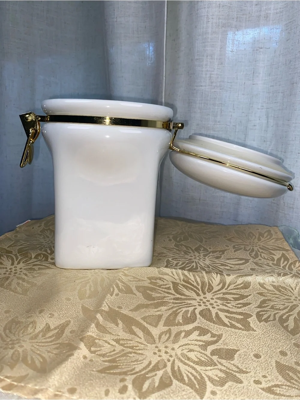 Gevalia Kaffe White and Gold Coffee Storage Canister